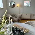 Skuespiller Centralen 2*