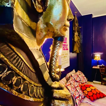 Skuespiller Centralen 2*