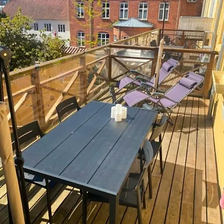 Hotel Skuespiller Centralen 2*